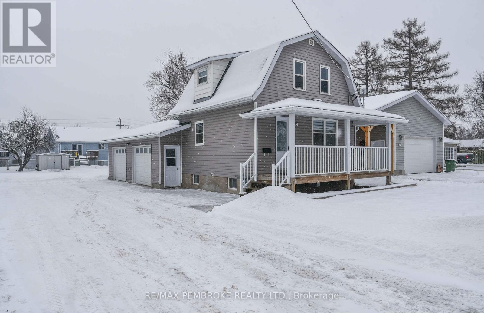 445 BOUNDARY ROAD E, pembroke, Ontario